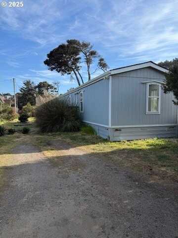4572 FOULWEATHER ST, Florence, OR 97439