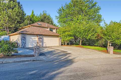 15060 SE LOSTINE DR, Clackamas, OR 97015