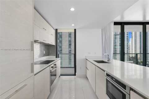1300 S Miami Ave, Miami, FL 33130