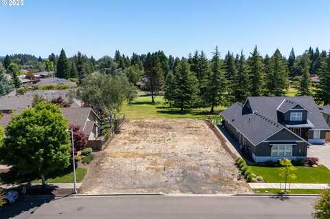 2242 NW Victoria DR, McMinnville, OR 97128