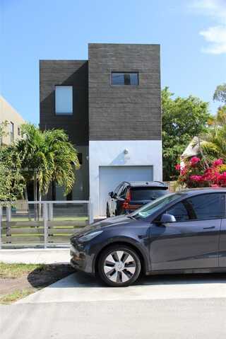 2944 SW 27th Ter, Miami, FL 33133