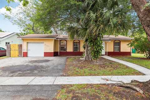 8101 NW 44th Ct, Lauderhill, FL 33351
