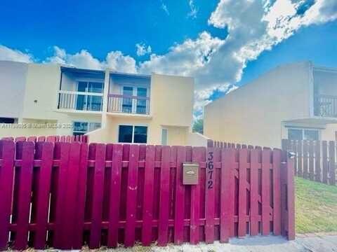 3672 SW 59th Ave, Davie, FL 33314