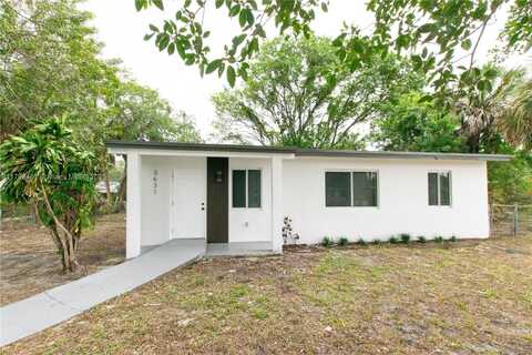 3631 NW 4th St, Lauderhill, FL 33311