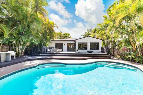 757 NE 74th St, Miami, FL 33138