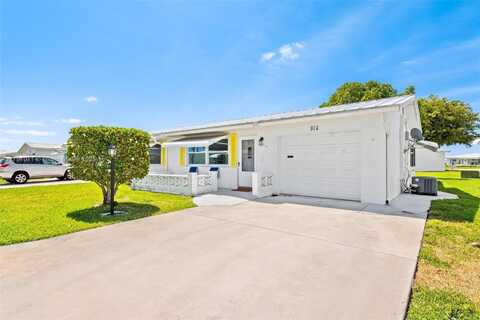 910 SW 6th Ave, Boynton Beach, FL 33426
