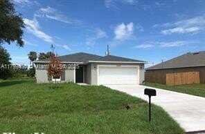 4285 SW Walker St, Port Saint Lucie, FL 34953
