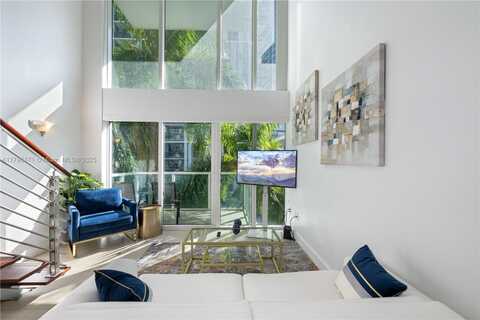 41 SE 5th St, Miami, FL 33131