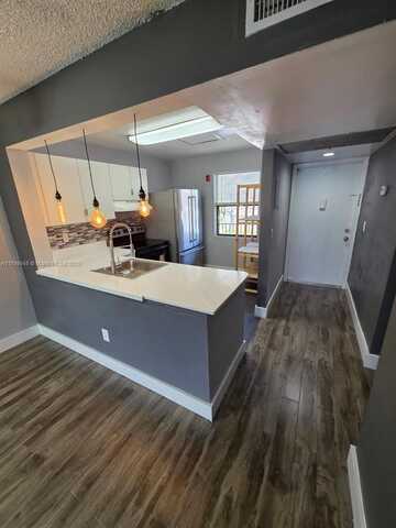 7670 SW 152nd Ave, Miami, FL 33193