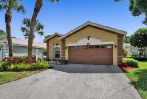 165 Harbor Circle, Greenacres, FL 33413