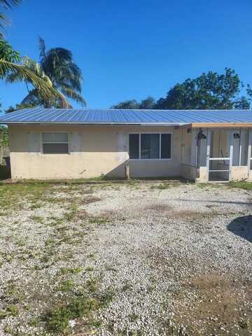 2727 SE Normand Street, Stuart, FL 34997