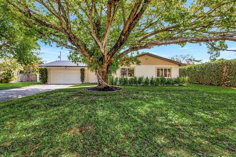 2410 SW 1st Street, Boynton Beach, FL 33435