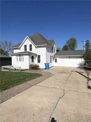 21 1st Street SE, Altura, MN 55910