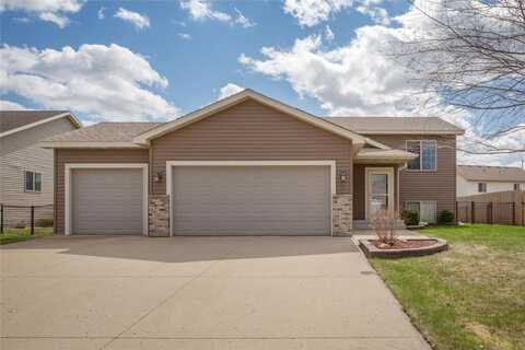 2221 Fairbanks Drive, North Mankato, MN 56003