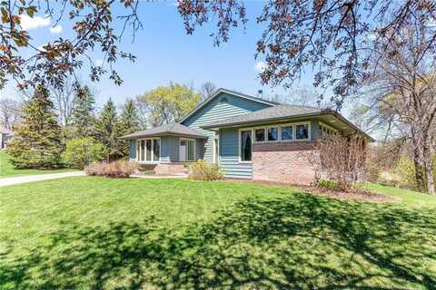 15088 65th Place N, Maple Grove, MN 55311