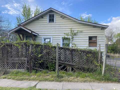 330 Nelson, Adrian, MI 49221