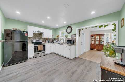 5118 War Cloud, San Antonio, TX 78242