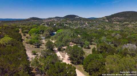 1879 Forest Trail Dr, Bandera, TX 78003