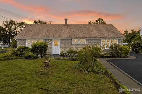 49 Charles Terrace, Piscataway, NJ 08854