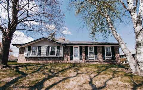 1004 E Minnesota Ave, Oak Creek, WI 53154