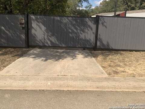 25211 AUE RD, San Antonio, TX 78257