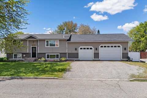 5021 N Farmfield Rd, Newman Lake, WA 99025