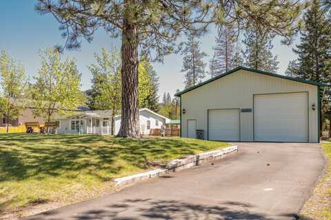 4008 Maple St, Loon Lake, WA 99148