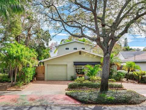 246 22ND AVENUE NE, Saint Petersburg, FL 33704