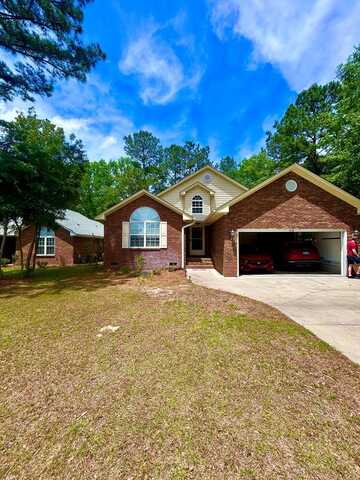 819 Bentwood Circle, Manning, SC 29102
