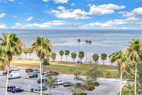 1120 N SHORE DRIVE NE, Saint Petersburg, FL 33701