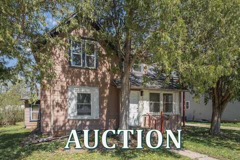 332 La Valle Street, Reedsburg, WI 53959