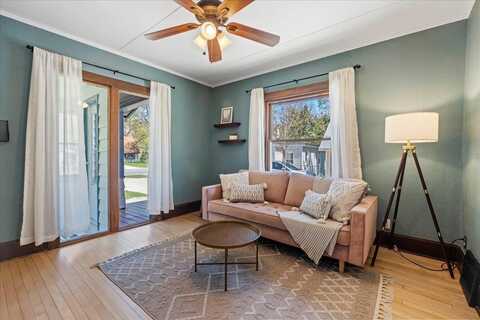 5425 Gettle Avenue, Madison, WI 53705