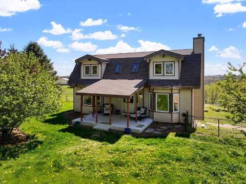 1690 Kestrel Lane, Blue Mounds, WI 53517