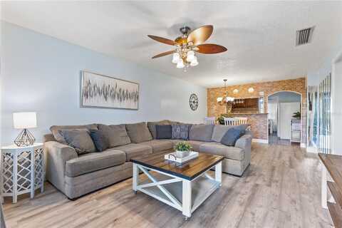 1020 85TH AVENUE N, Saint Petersburg, FL 33702
