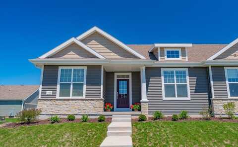 660 Hillcrest Drive, Waunakee, WI 53597