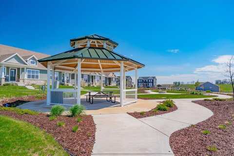 660 Hillcrest Drive, Waunakee, WI 53597