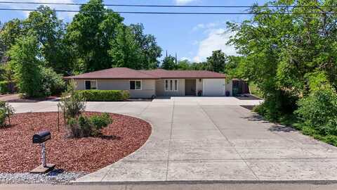 9924 Hillview Drive, Palo Cedro, CA 96073
