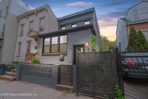231 Macdougal Street, Brooklyn, NY 11233