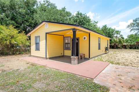 305 ARMOUR AVENUE, AUBURNDALE, FL 33823