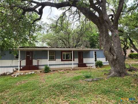 520 Royal Oak Drive, Canyon Lake, TX 78133