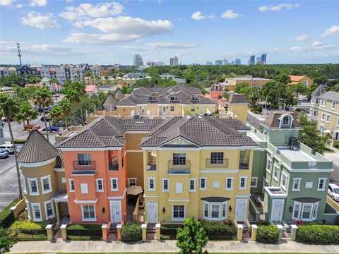 2305 VICTORIA GARDENS LANE, TAMPA, FL 33609