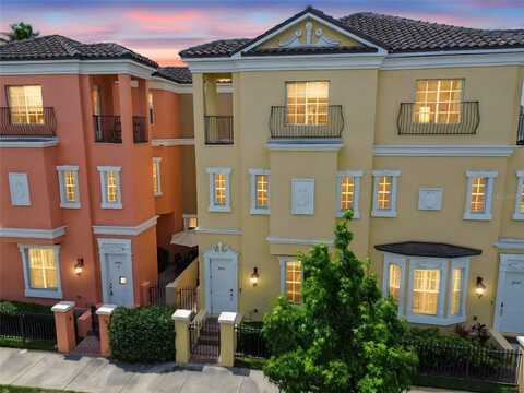 2305 VICTORIA GARDENS LANE, TAMPA, FL 33609