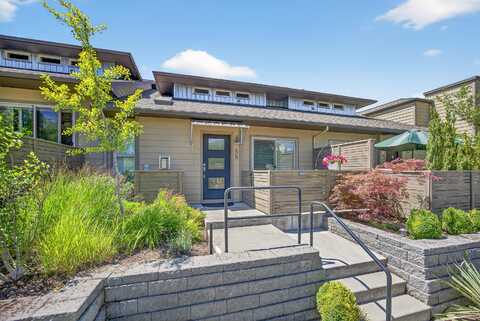 55 N Mountain Avenue, Ashland, OR 97520