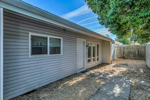 2000 Brookhurst Street, Medford, OR 97504