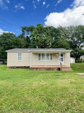 110 Dodd St, Wellford, SC 29385