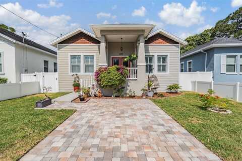 260 SW LINCOLN CIRCLE N, Saint Petersburg, FL 33703