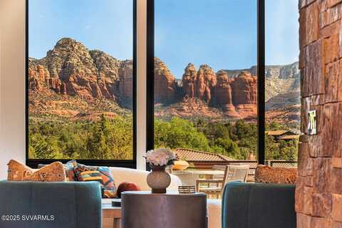 2945 Red Hawk Lane, Sedona, AZ 86336