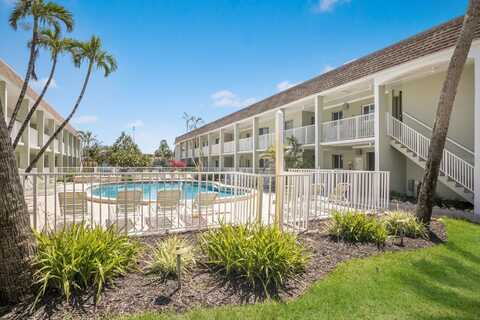 7100 GULF DRIVE, HOLMES BEACH, FL 34217