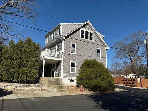 4 Sherwood Avenue, North Providence, RI 02911
