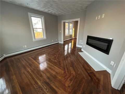 29 Hoppin Avenue, East Providence, RI 02914